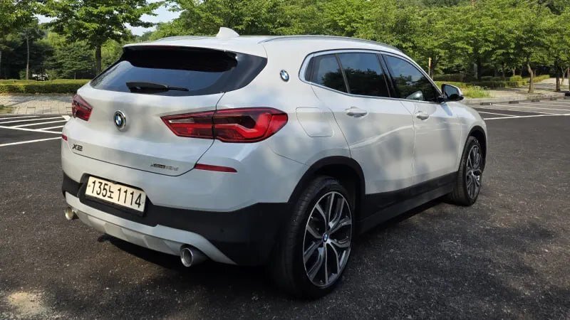 BMW X2 2022 — фото