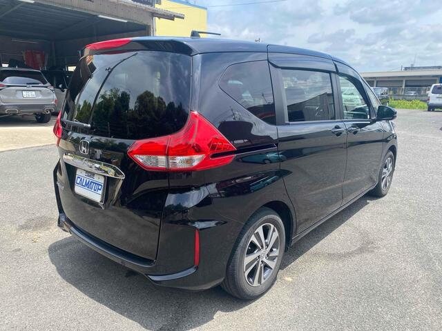 Honda Freed G Sensing 2022 — фото