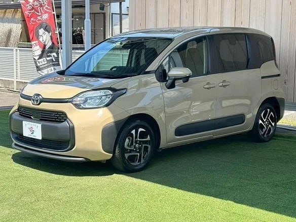 Toyota Sienta 2023 — фото