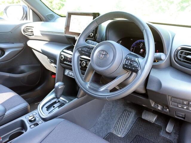 Toyota Yaris Cross Z 2023 — фото
