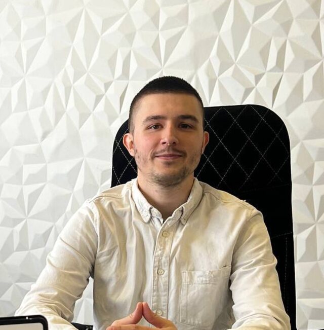 Менеджер Автометрики